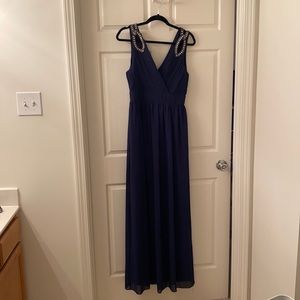 TFNC London gown, Size Medium (fits like a size 8)